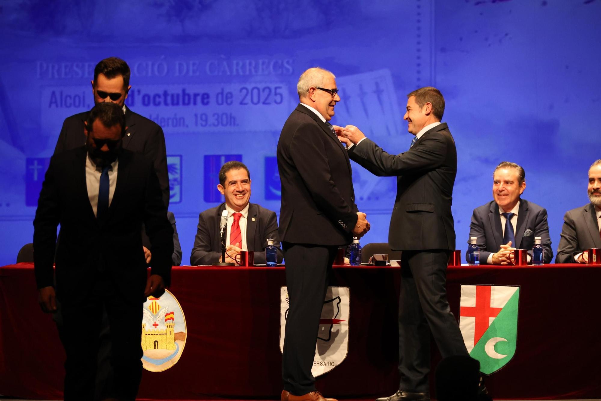 La presentación de los cargos festeros de Alcoy de 2026, en imágenes
