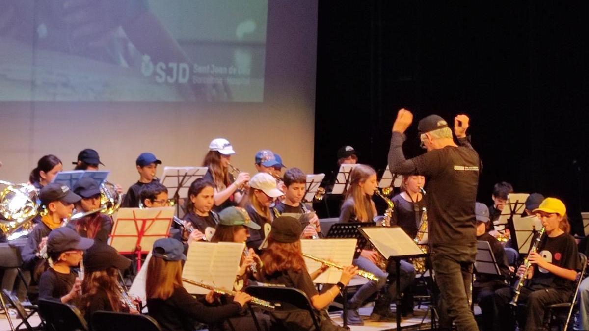 El concert benèfic contra el càncer infantil a Igualada recapta més de 6.000 euros