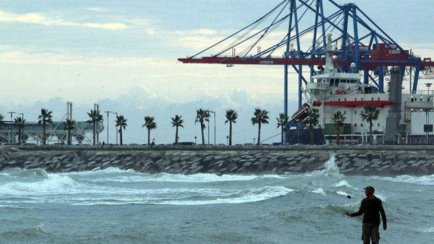 La costa malagueña en alerta amarilla por vientos y oleaje.