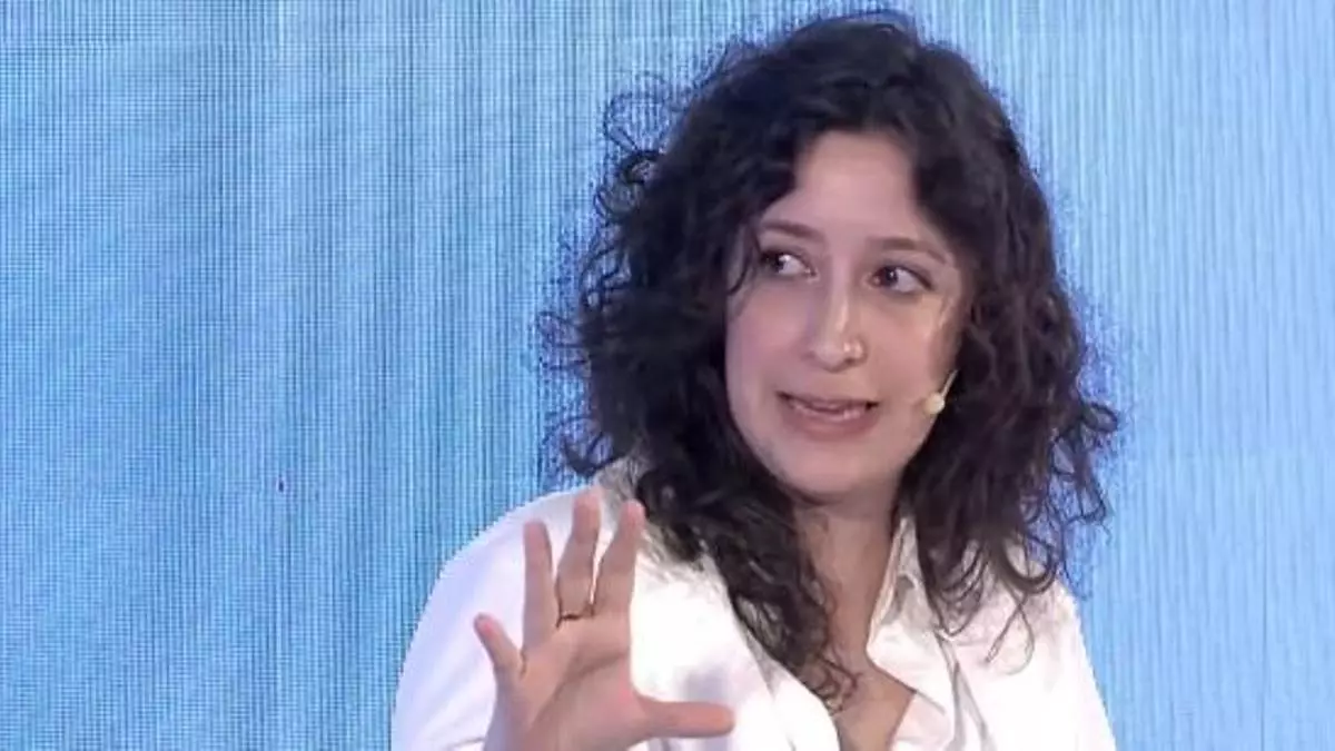 Patricia Abad: "Igual que ahora no se nos ocurriría trabajar sin Internet, en el futuro no se nos ocurrirá trabajar sin IA"