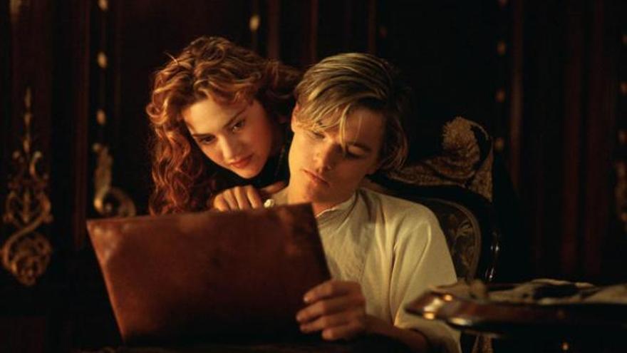 Kate Winslet y Leonardo Di Caprio en &#039;Titanic&#039;.