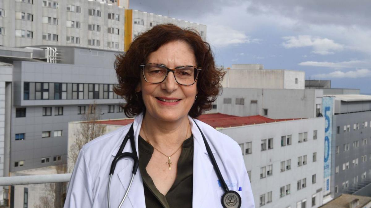 La doctora Marina Blanco Aparicio, en el Hospital Universitario de A Coruña (Chuac).