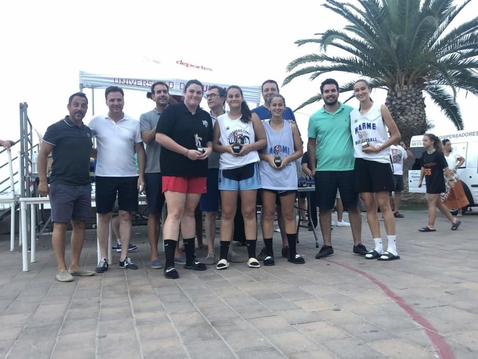 Entrega de premios del campeonato 3x3 La Ribera