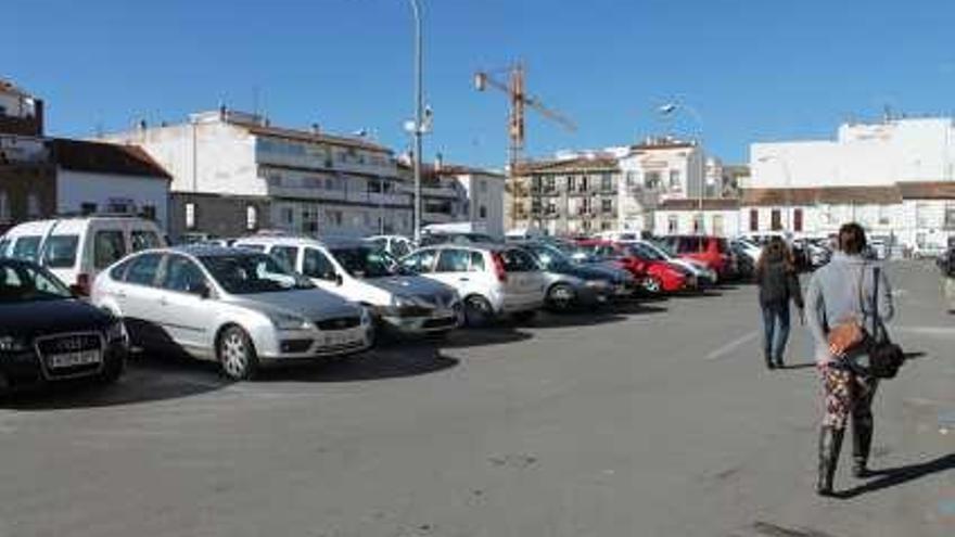 La primera zona azul de Ronda se ha establecido en el antiguo Cuartel de la Concepción.