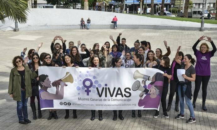 08/03/2019 LAS PALMAS DE GRAN CANARIA.  La Asociación Vivas Comunicadoras, leyeron manifiesto feminista en la Plaza de la Feria. FOTO: J. PÉREZ CURBELO