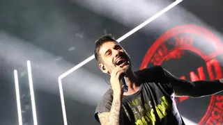 Melendi llena Los Califas recordando 20 años de música intergeneracional