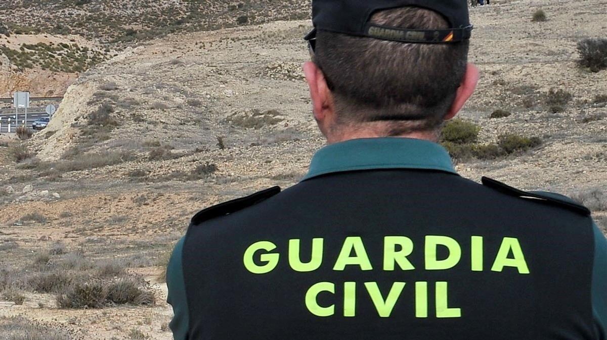 Imagen de archivo de un Guardia Civil en la provincia de Granada.