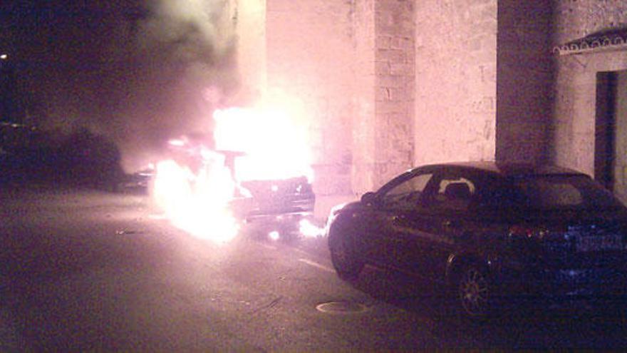 Arde un coche en Marratxí