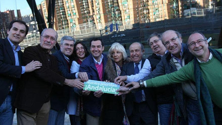 Los ocho alcaldes de las capitales de provincia andaluza hacen piña con Juan Manuel Moreno.