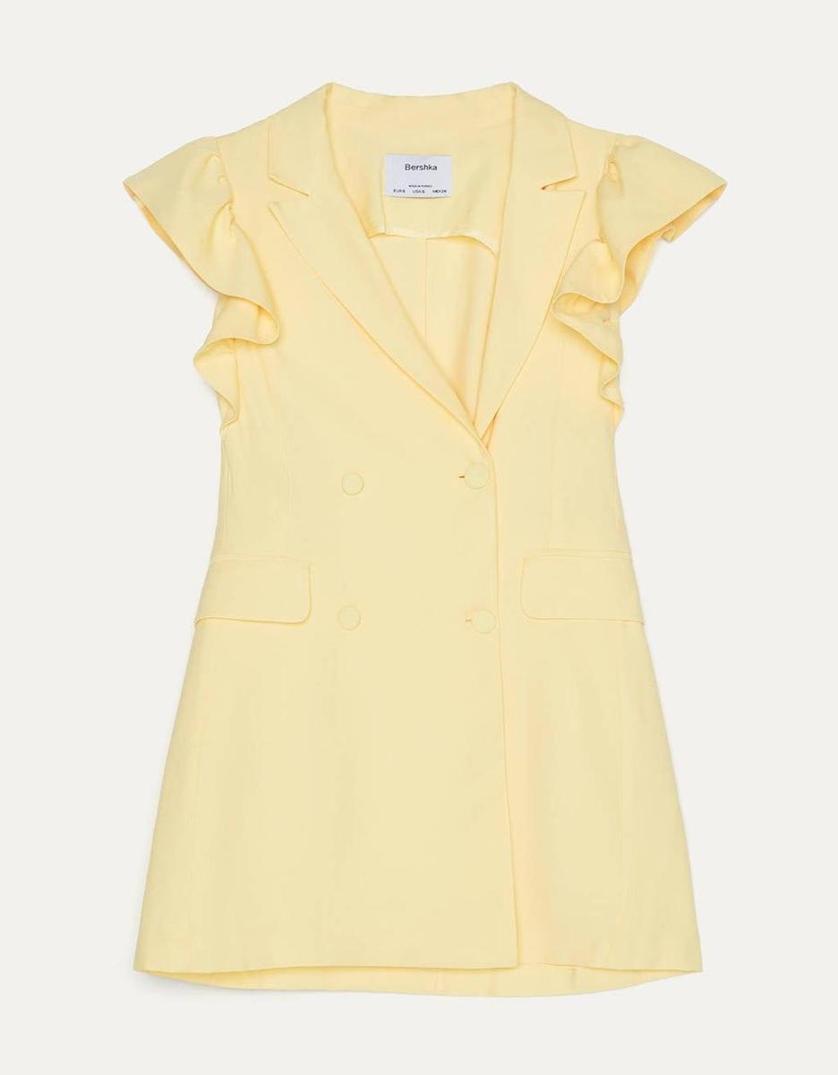 Vestido amarillo de Bershka. (Precio: 29,99 euros)