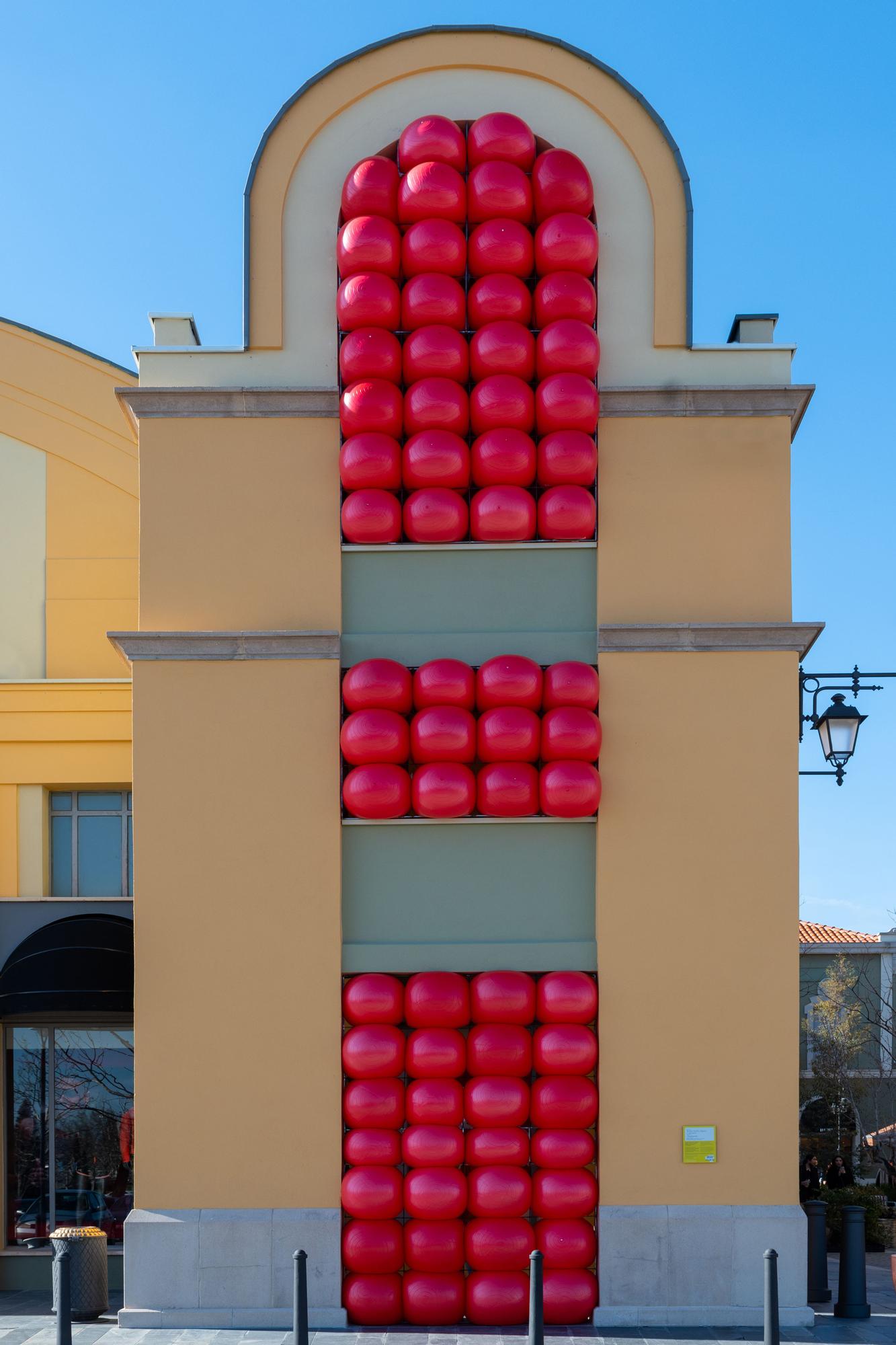 Arte al aire libre en Las Rozas Village.