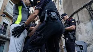 Els Mossos d'Esquadra han comissat 100 armes blanques al Bages i al Moianès en tot el que portem d’any 2026