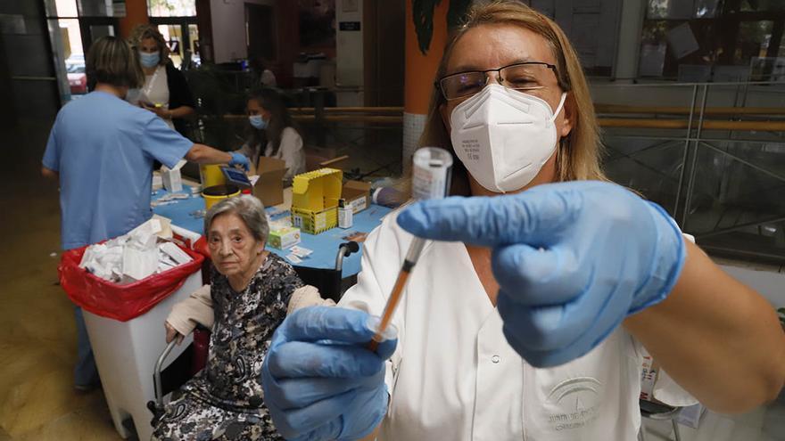 Comienza en Córdoba la vacunación contra la gripe y el covid