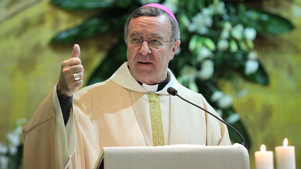 El obispo Sebastià Taltavull. El obispo Sebastià Taltavull.