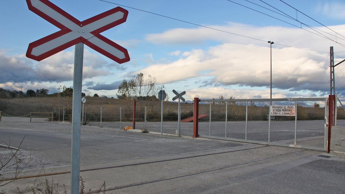 El nou centre intermodal s&#039;aixecarà en uns terrenys adjacents a la plataforma que ara té Renfe a la zona industrial