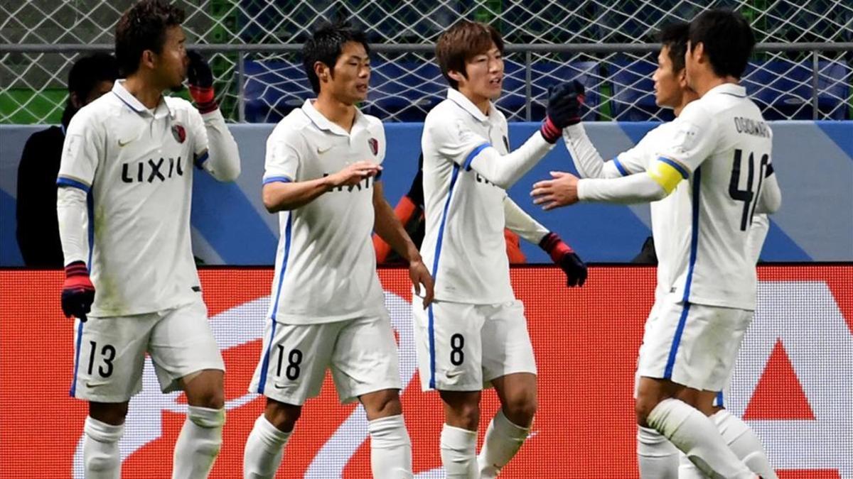 Los jugadores del Kashima Antlers celebran uno de sus goles en semifinales