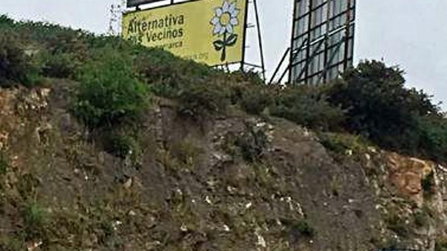 Cartel de Alternativa, en la tercera ronda.