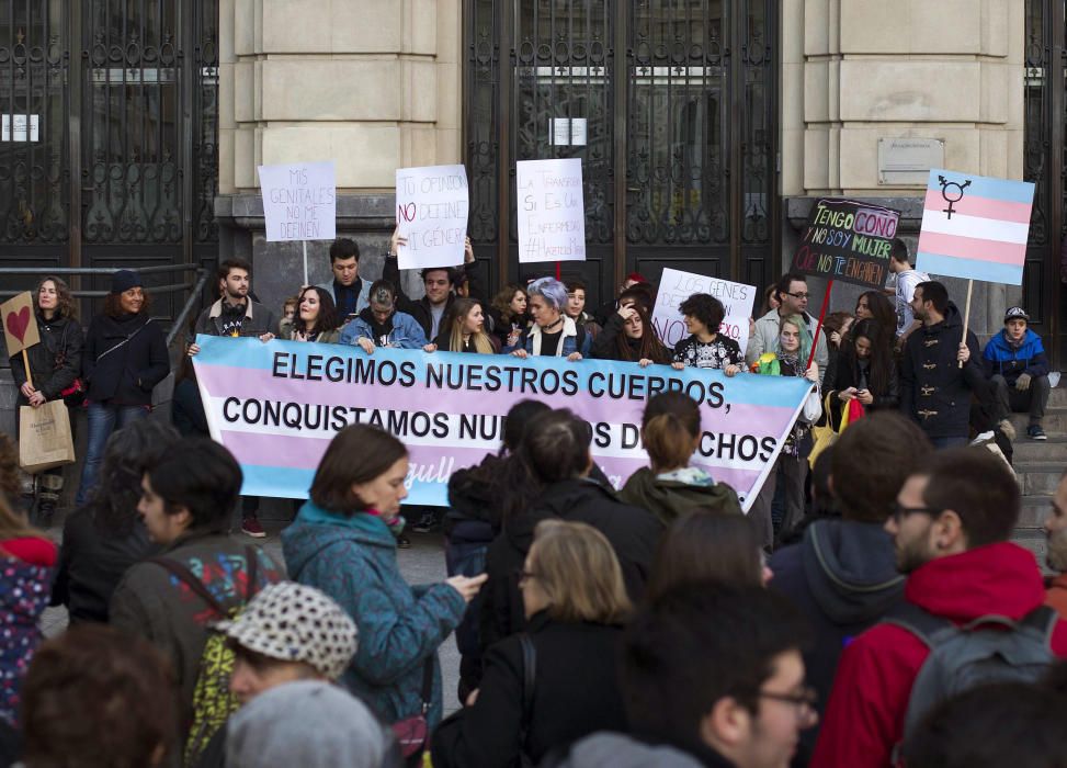 El bus d''Hazte Oir a Barcelona