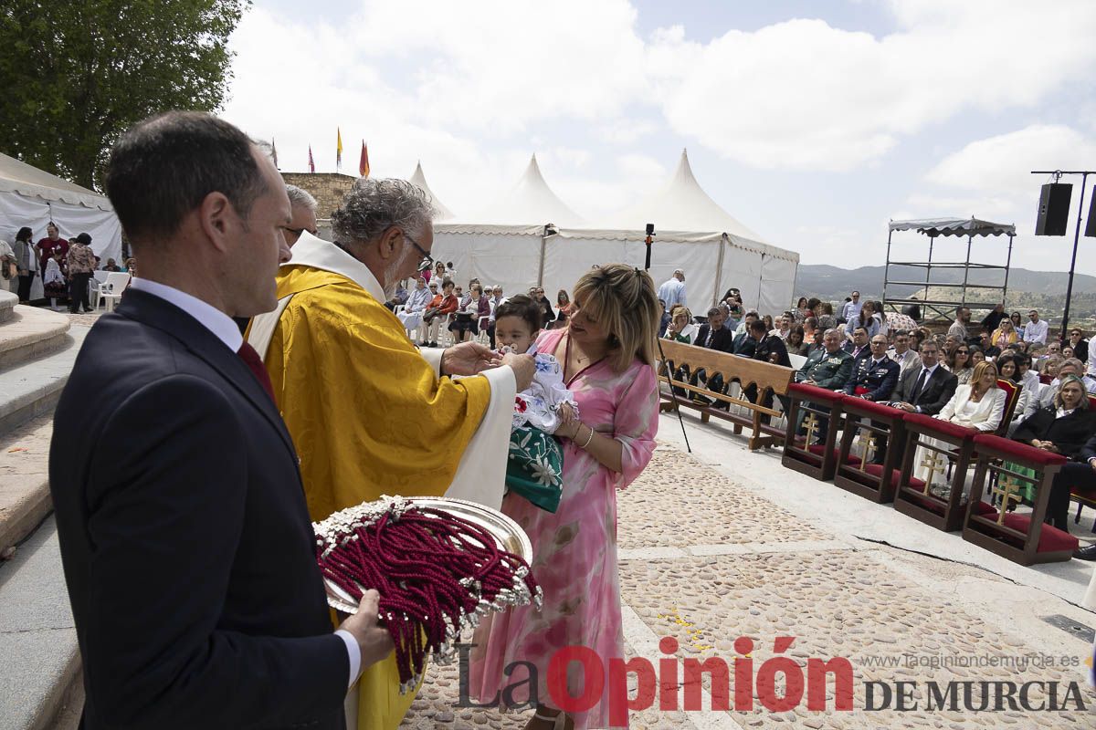 Fiestas de Caravaca | Imposición de cruces a los nuevos hermanos cofrades de la Vera Cruz