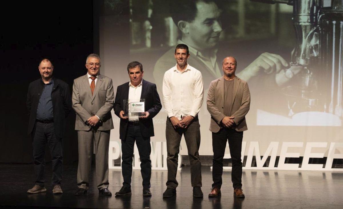 Premios a generaciones que «hacen pueblo» en las Pitiusas