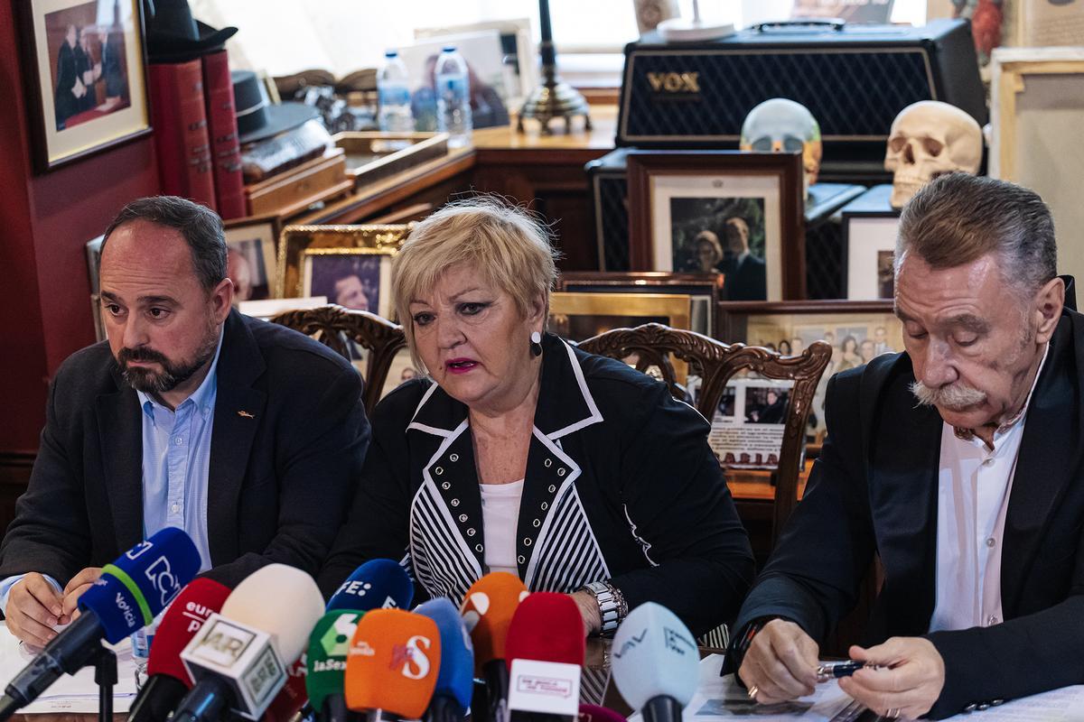 Rueda de prensa de Marcos García Montes y Carmen Balfagón, abogados de Daniel Sancho, en Madrid