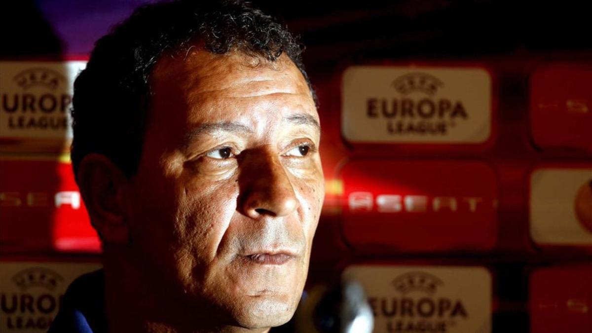 Ten Cate es el actual entrenador del Al Jazira, rival del Madrid en el Mundial de Clubs