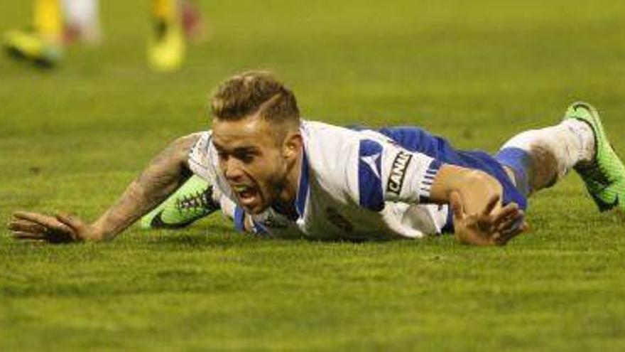 El Real Zaragoza choca contra el músculo defensivo del Hércules