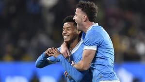 David Neres, autor de dos goles en la final de la Supercopa de Italia contra el Bolonia