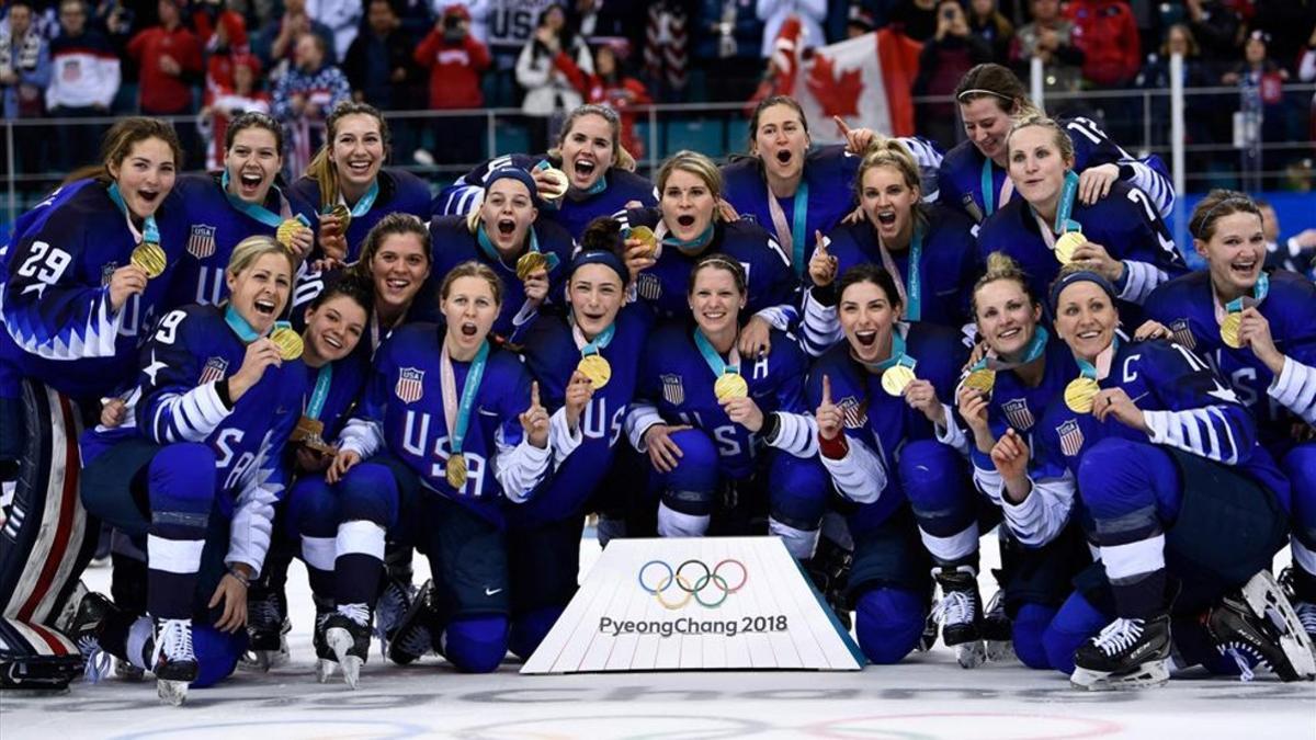 Las norteamericanas desbancaron a Canadá en la final de hockey