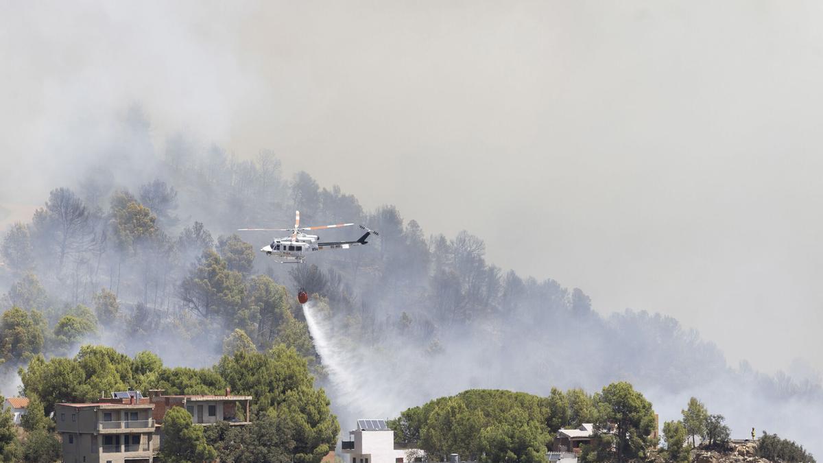 Incendi forestal ala Vall d'Uixó (Castelló)