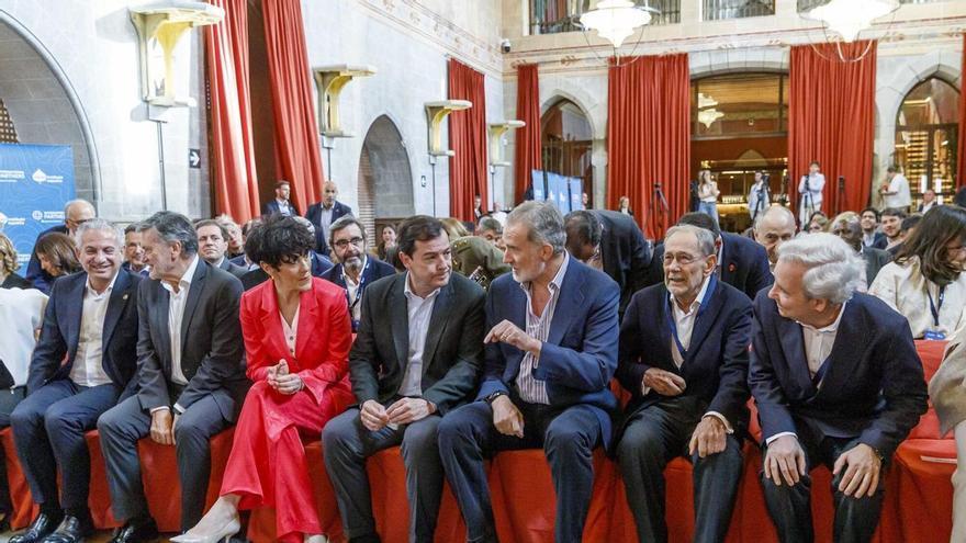 El Rey lanza la pregunta en un coloquio: ¿cómo nos podemos asegurar que la inteligencia artificial actúa de forma ética?