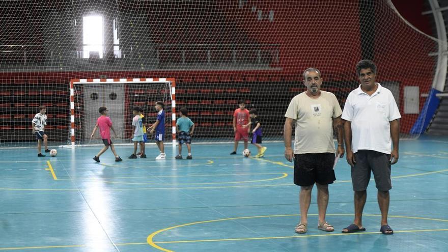 Un oasis de fútbol sala en el barrio murciano del Espíritu Santo, a punto de desaparecer: "Pedimos ayuda para mantener la esperanza de los niños"
