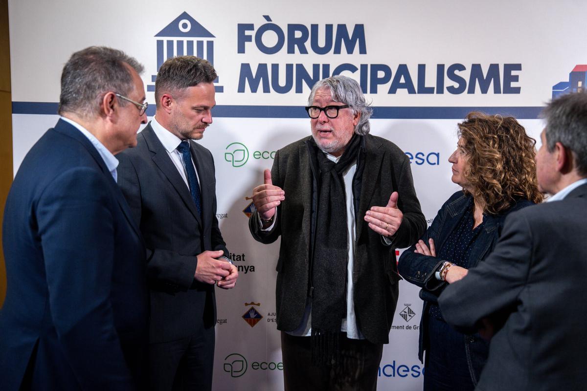 Albert Sáez, Felipe Campos, Antonio Balmón y Olga Morales en el I Fòrum Municipalisme de EL PERIÓDICO y Prensa Ibérica.