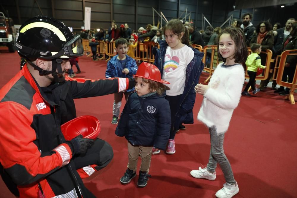 Exhibición de Bomberos Gijón en Mercaplana