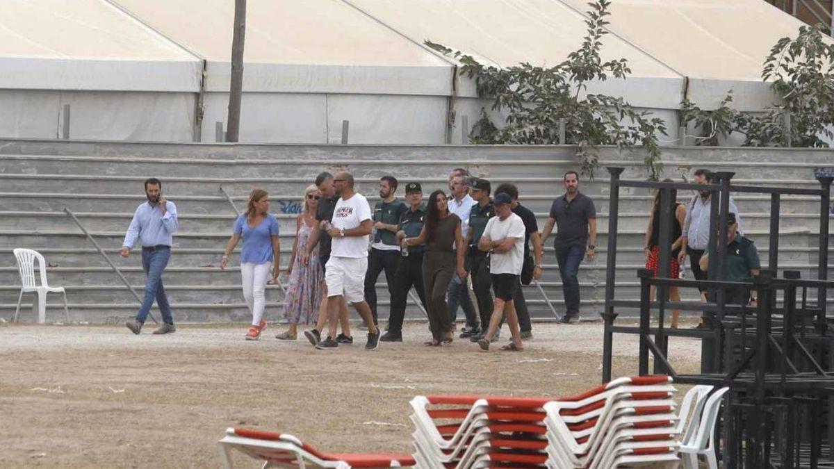 Las autoridades acuden con la Guardia Civil al recinto del Medusa.