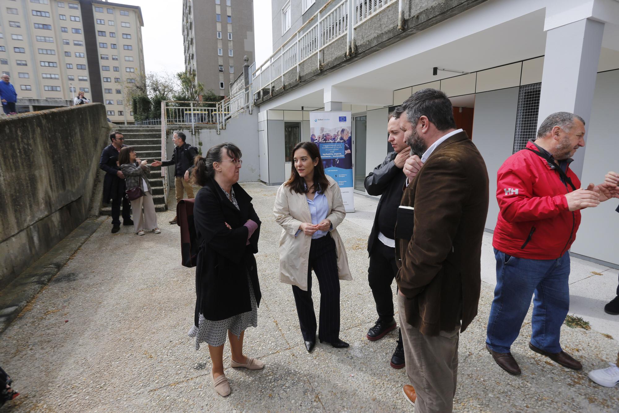 Visita a las instalaciones del centro García Sabell tras su reforma