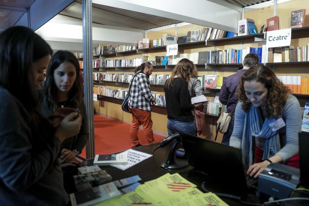 La Setmana del Llibre en Català clama por la “libertad de los presos políticos”