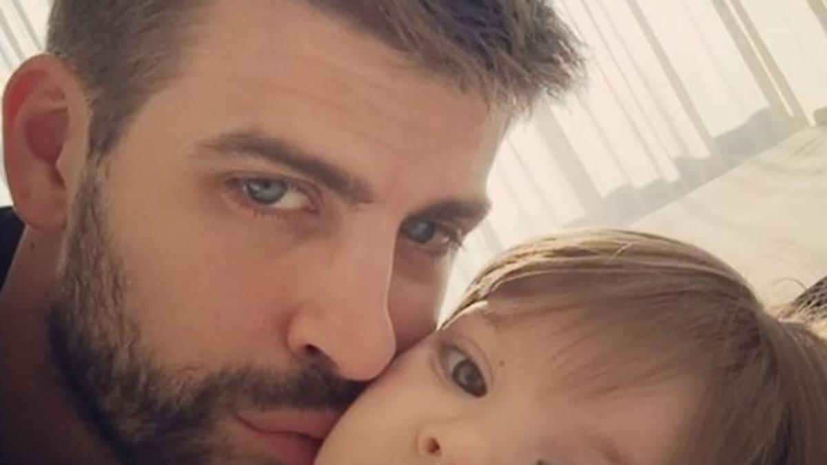 Gerard Piqué y su hijo Sasha