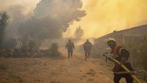 El foc revifa el debat sobre la falta de mitjans d’extinció aeris