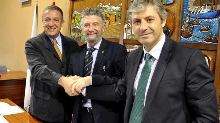 Luis Claudio Zynger, Ignacio García Palacios y Jaime Argüelles, en la presentación del convenio.