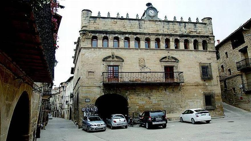 Un pueblo de Teruel reconoce a los Reyes de Aragón también como reyes catalanes