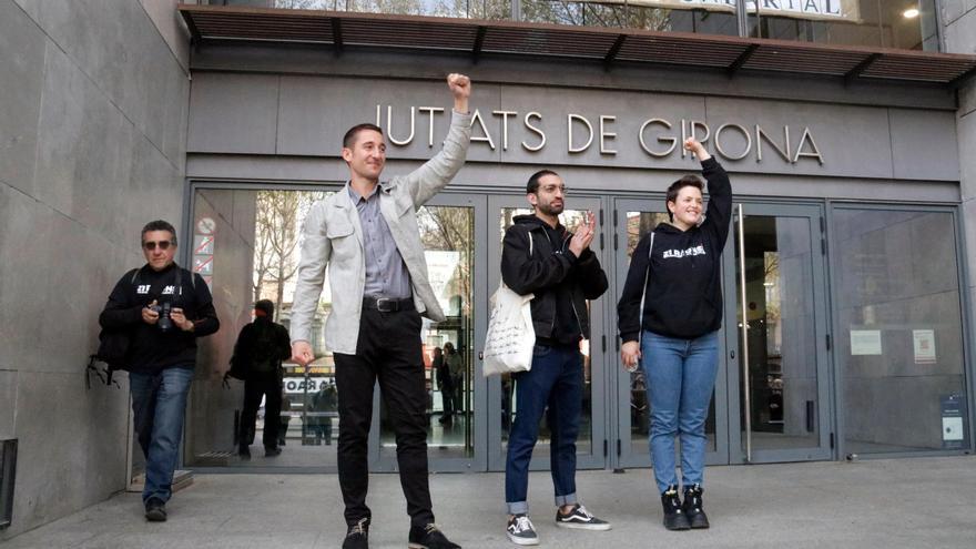 Primer judici suspès per la llei d&#039;amnistia: s&#039;ajorna la vista pel tall de l&#039;AVE a Girona l&#039;aniversari de l&#039;1-O