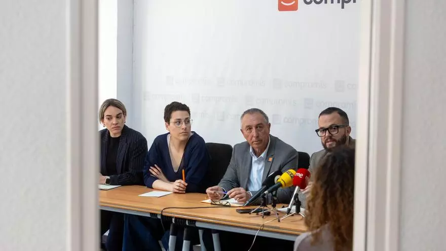 Joan Baldoví y Aitana Mas de Compromís analizan los presupuestos de la Generalitat Valenciana en Alicante