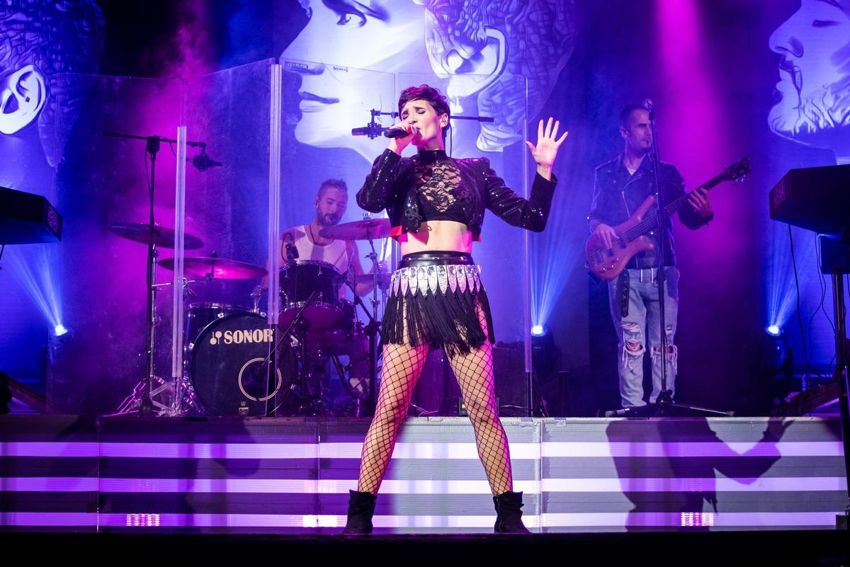 El sábado 15 de noviembre a las 20:30 horas, el Teatro Circo Atanasio Die Marín se llenará de una pizca de nostalgia y mucha energía con “Hija de la Luna”.