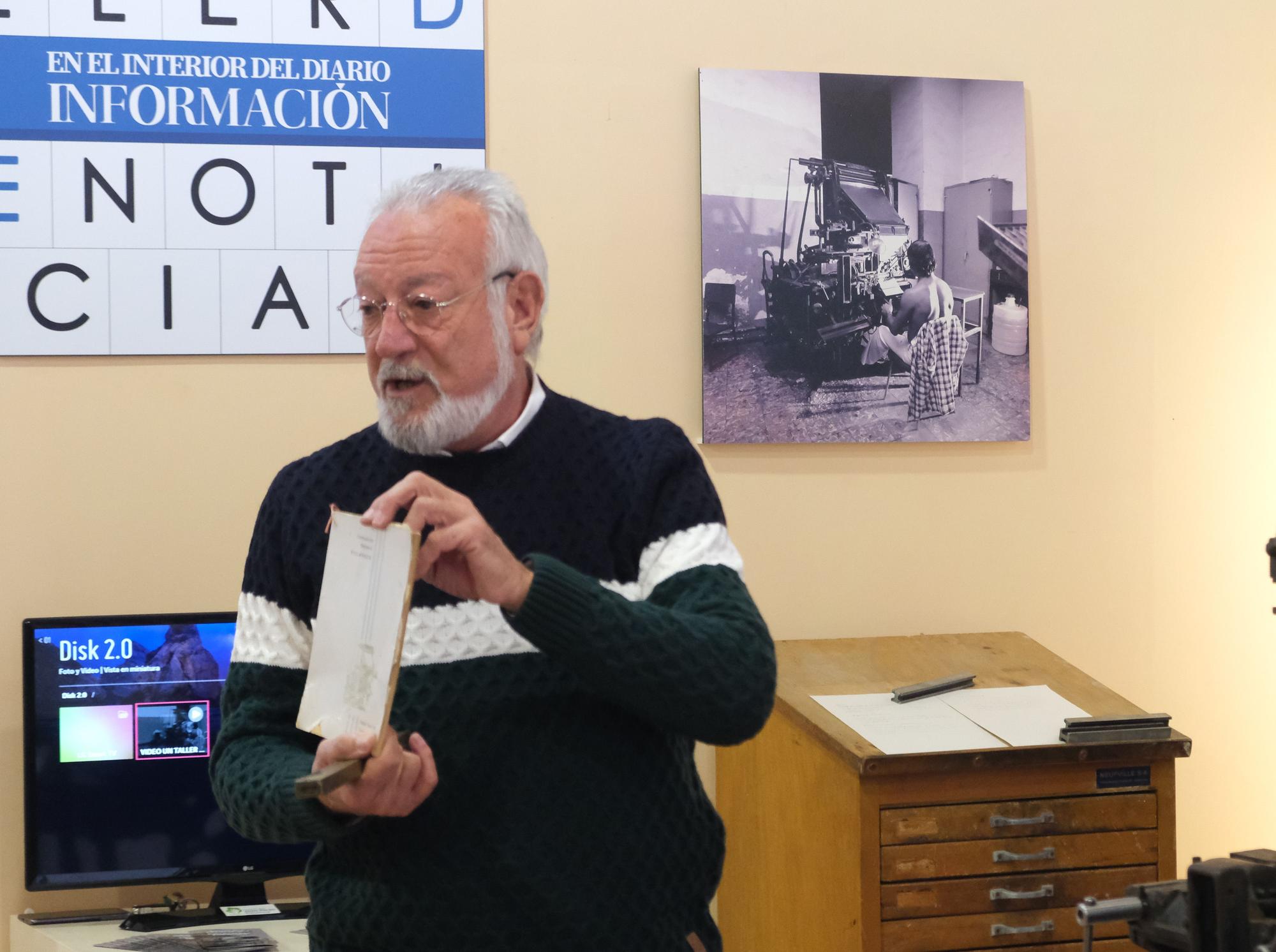 "Un taller de noticias", la nueva exposición del Museo Escolar de Puçol que recrea la antigua imprenta y redacción del Diario Información.