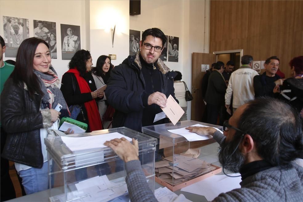 FOTOGALERÍA / CANDIDATOS CORDOBESES Y AUTORIDADES EN EL 20D