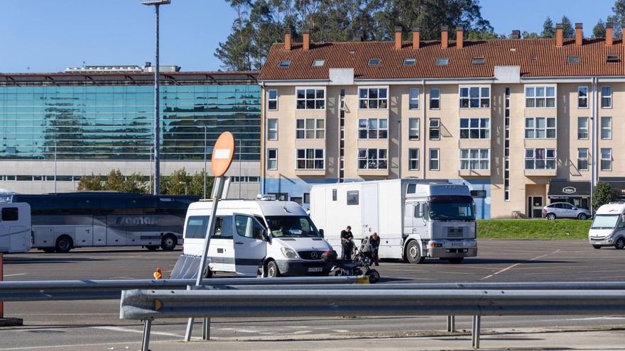 Plan para aumentar las plazas de aparcamiento en Santiago: 800 en Angrois, A Rocha y los polígonos