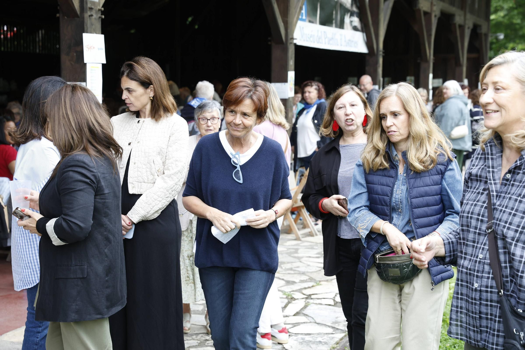 Así fue la fiesta "Femenino y Plural" en Gijón con 600 mujeres en el Muséu del Pueblu d'Asturies (en imágenes)