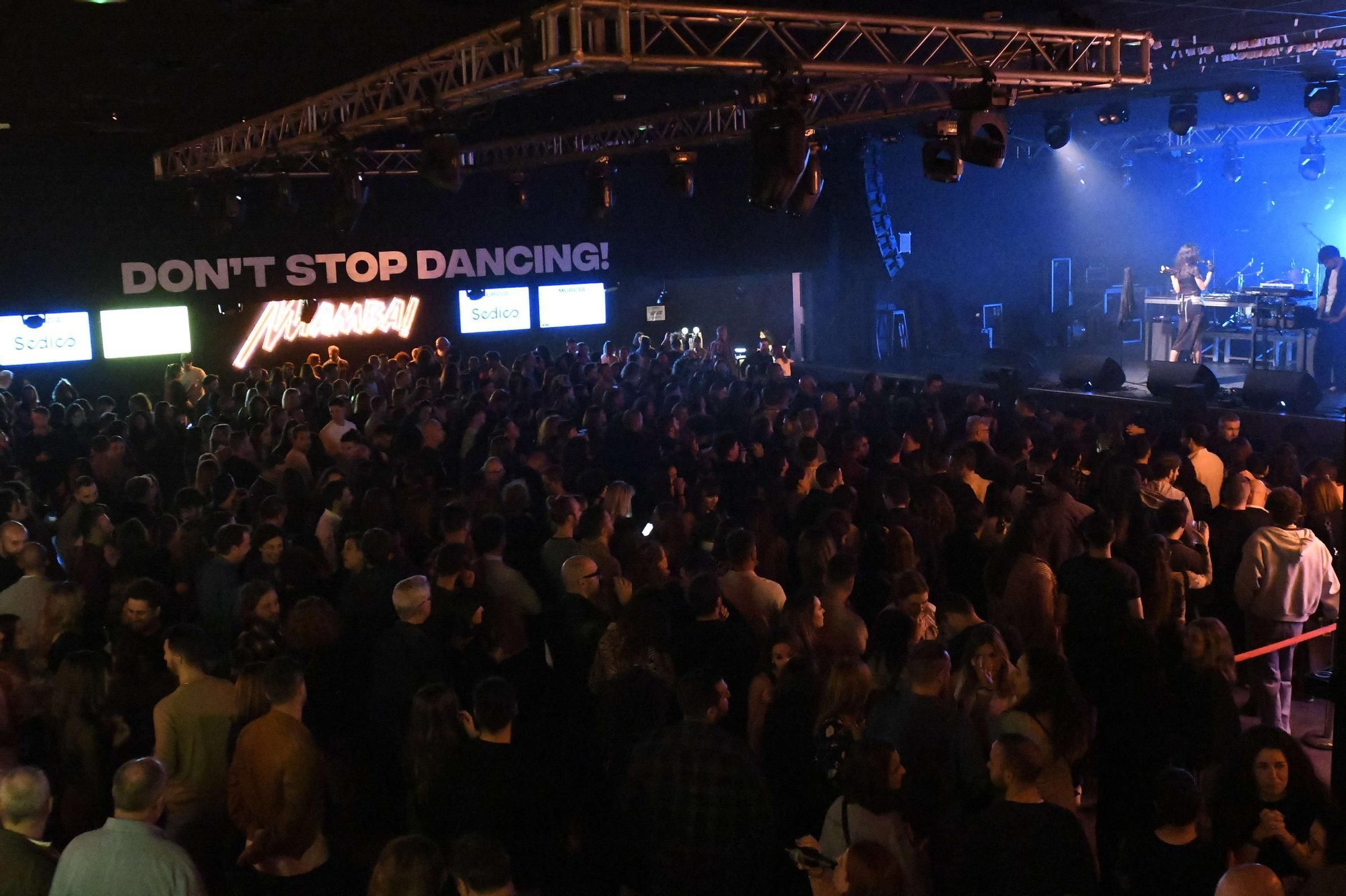 Todas las imágenes del festival solidario ‘Som València’ en Murcia