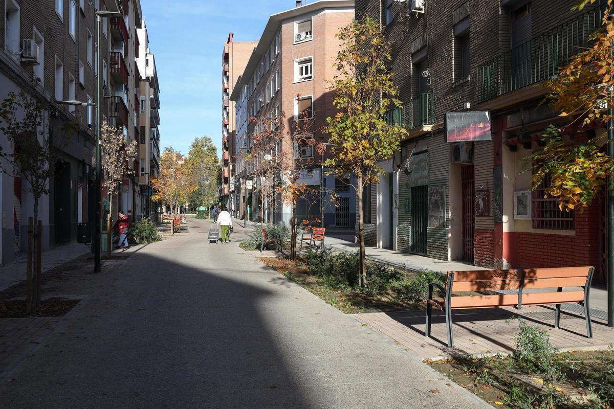 La calle de Zaragoza que está recibiendo las críticas de los vecinos, en una imagen de archivo.